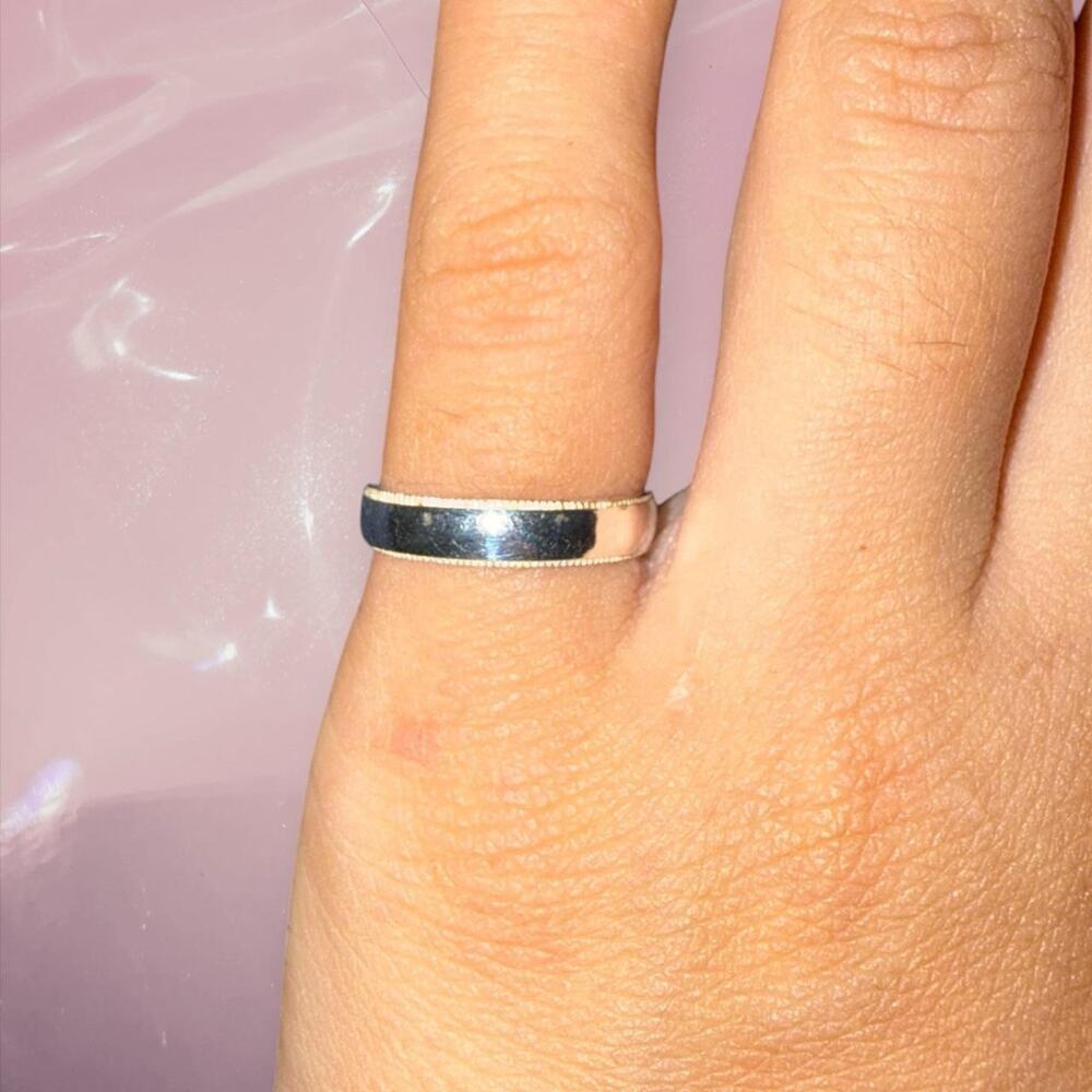 Y2K fairy core 925 Sterling Silver band pinky ring with textured edges Size 4